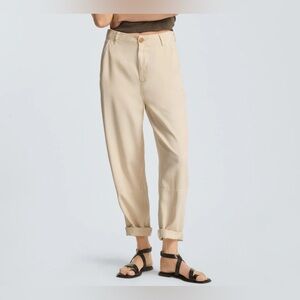 Everlane - the Chino in Buttersoft